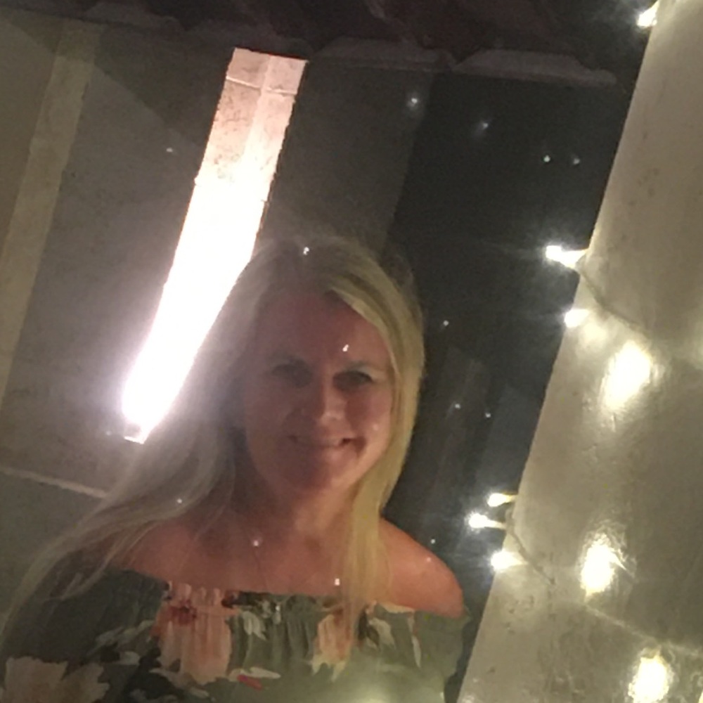Meet your Posher, Cherie